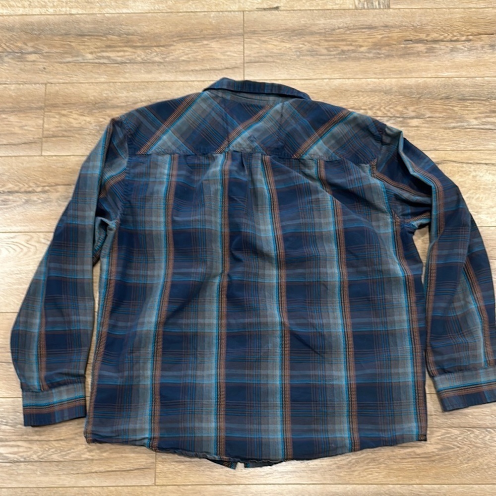 PRANA Men's Blue Plaid Shirt in Excellent Condition - Picture 5 of 6
